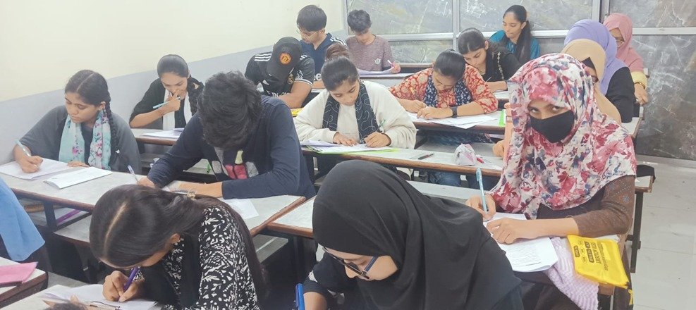 Students studying together in a Vista Academy classroom